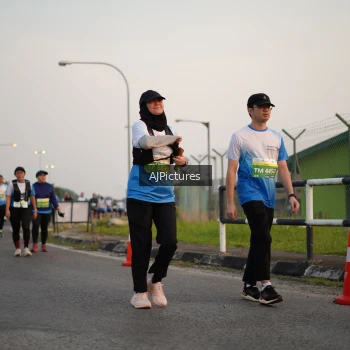 Runner Photo 3437073