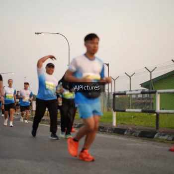 Runner Photo 3437082