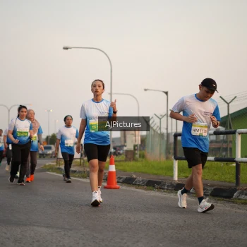Runner Photo 3437085