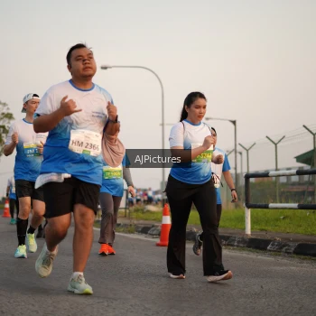Runner Photo 3437092