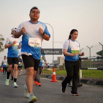 Runner Photo 3437093