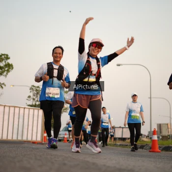 Runner Photo 3437099