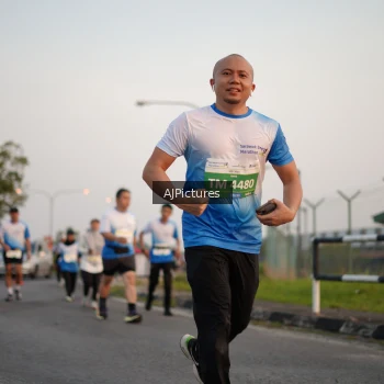 Runner Photo 3437103