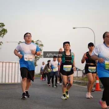 Runner Photo 3437119
