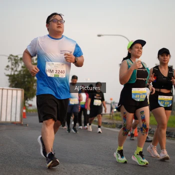 Runner Photo 3437122