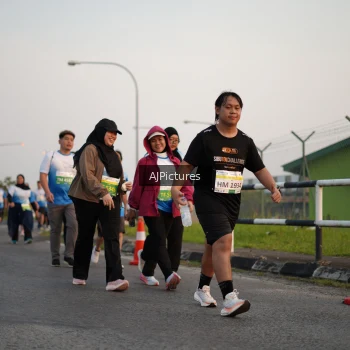 Runner Photo 3437124