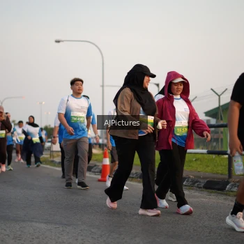 Runner Photo 3437127