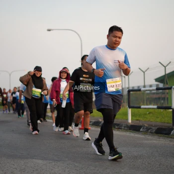 Runner Photo 3437132