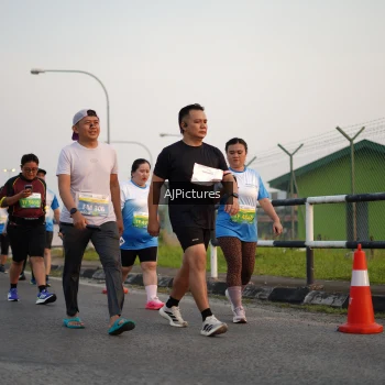 Runner Photo 3437138