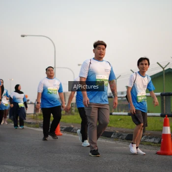 Runner Photo 3437139