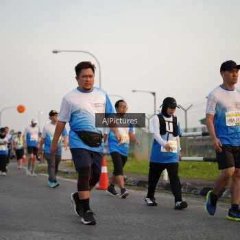 Runner Photo 3437140