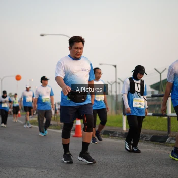 Runner Photo 3437141
