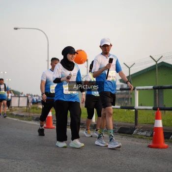 Runner Photo 3437150