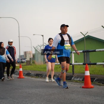 Runner Photo 3437153