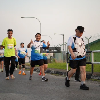 Runner Photo 3437161