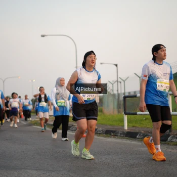 Runner Photo 3437170