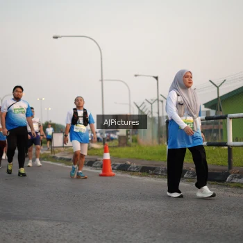 Runner Photo 3437174