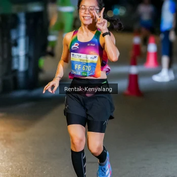 Runner Photo 3437196