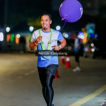 Runner Photo 3437218