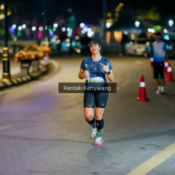 Runner Photo 3437220