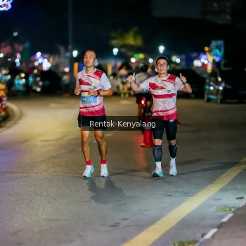 Runner Photo 3437233