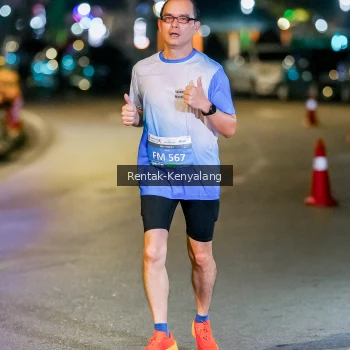 Runner Photo 3437243