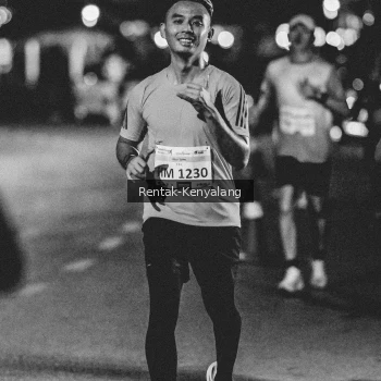 Runner Photo 3437475