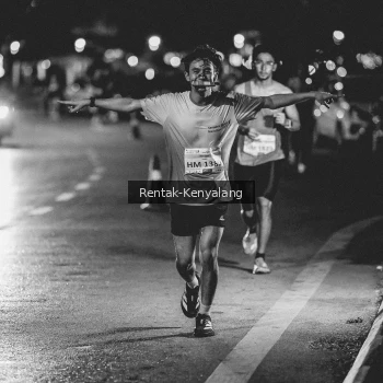 Runner Photo 3437515
