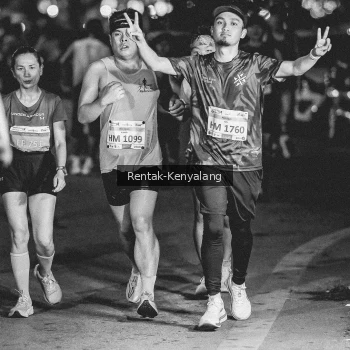 Runner Photo 3437542