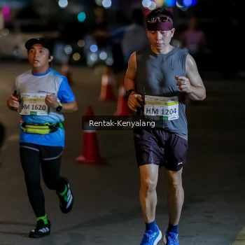 Runner Photo 3437543