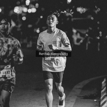 Runner Photo 3437554