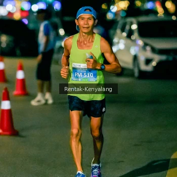 Runner Photo 3437566