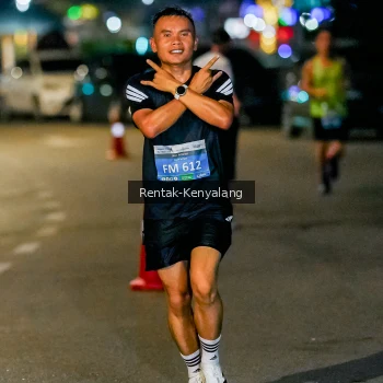 Runner Photo 3437572