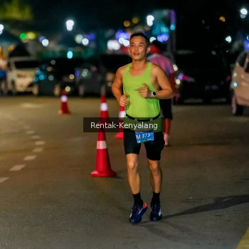 Runner Photo 3437576
