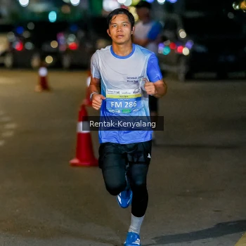 Runner Photo 3437581