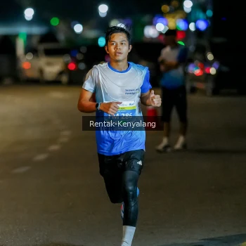 Runner Photo 3437585