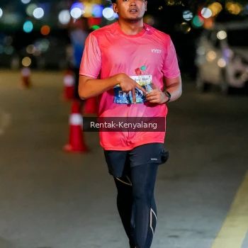 Runner Photo 3437617