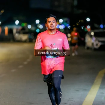 Runner Photo 3437618