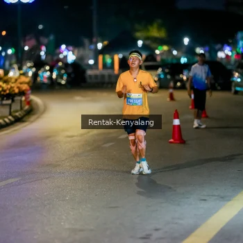 Runner Photo 3437622