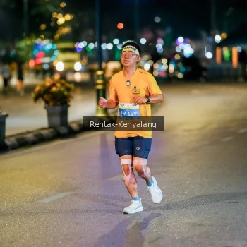 Runner Photo 3437624