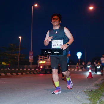 Runner Photo 3437631