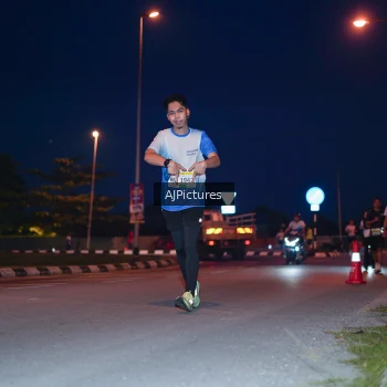 Runner Photo 3437632