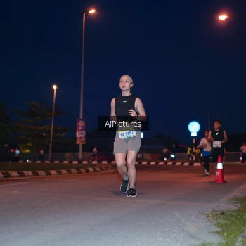 Runner Photo 3437636