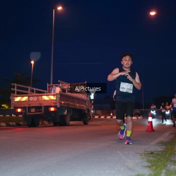 Runner Photo 3437637