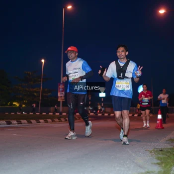 Runner Photo 3437641