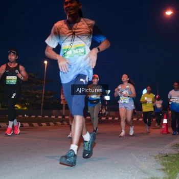Runner Photo 3437651