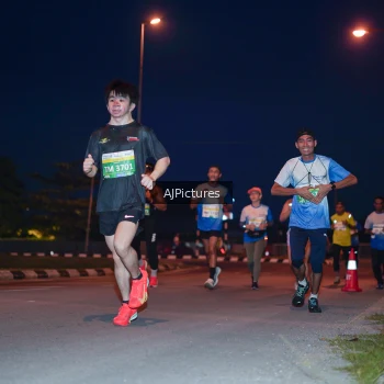 Runner Photo 3437652