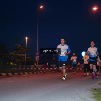 Runner Photo 3437665