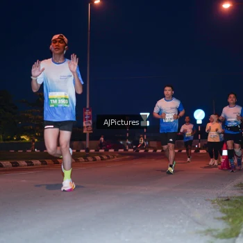 Runner Photo 3437666