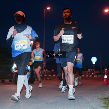 Runner Photo 3437671